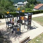 Camping 4 Pers Avec Terrasse Et Accès Pmr à - Api-1-52-1231 *