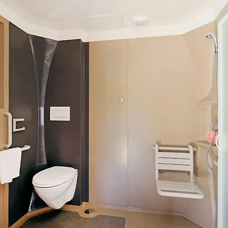 Parque de Campismo 4 Pers Avec Terrasse Et Accès Pmr à - Api-1-52-1231 Vic-sur-Cère