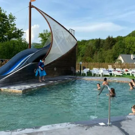 4 Pers Avec Terrasse Et Accès Pmr à - Api-1-52-1231 Parque de Campismo