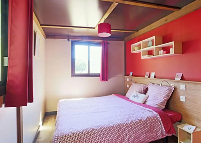 Parque de Campismo 4 Pers Avec Terrasse Et Accès Pmr à - Api-1-52-1231