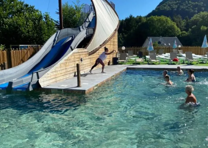 Camping 4 Pers Avec Terrasse Et Accès Pmr à - Api-1-52-1231